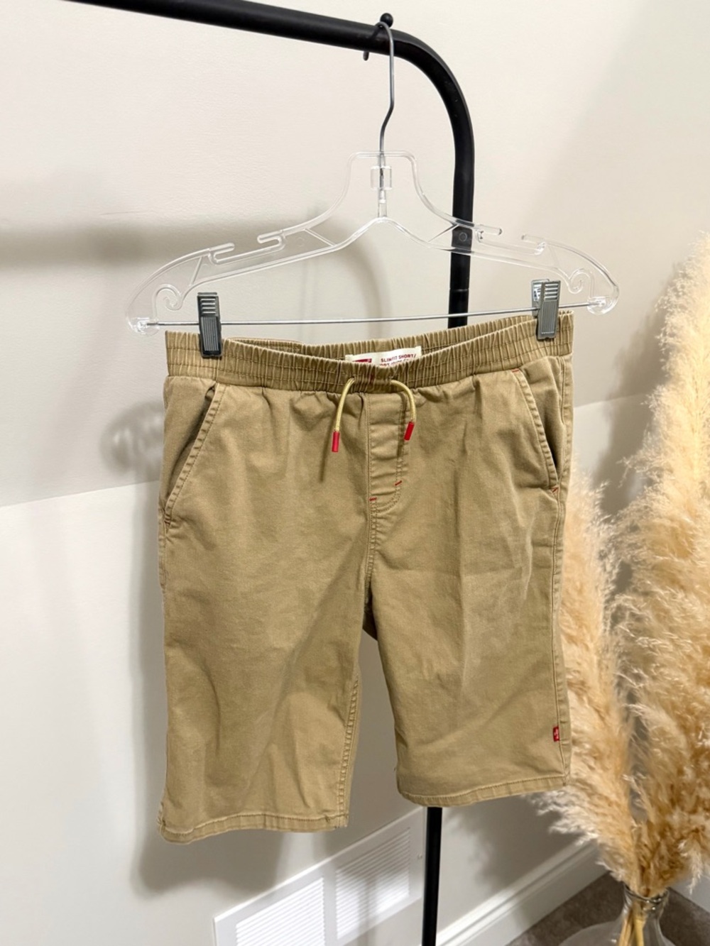 Levi’s Men’s Cotton Blend Khaki Shorts